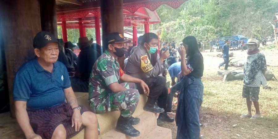 Pengamanan Bhabinkamtibmas Polsek Mengkendek di Lembang Gasing