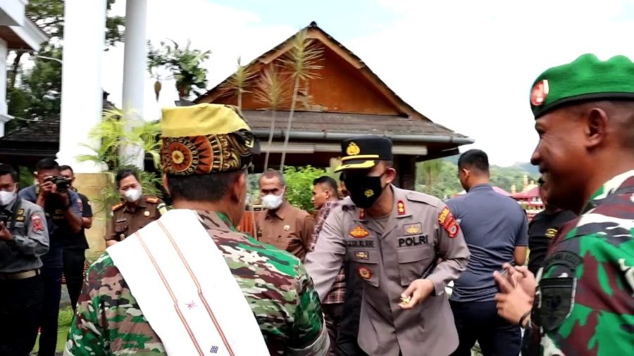 Bhabinkamtibmas Penyelesaian Problem Solving di Rante Lembang Gandangbatu