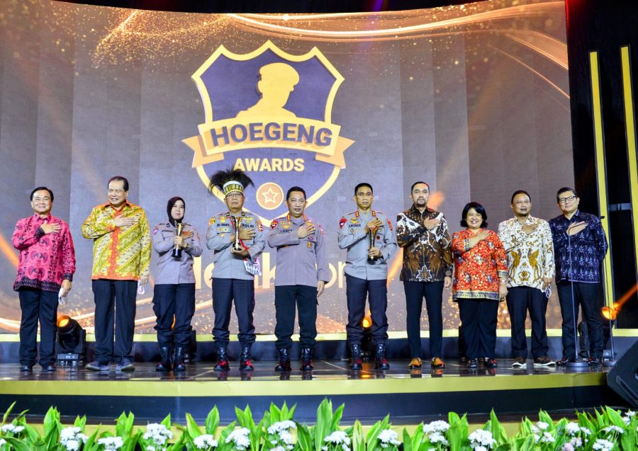 Bhabinkamtibmas Polsek Makale Sampaikan Himbauan pada pesta adat Rambu solo
