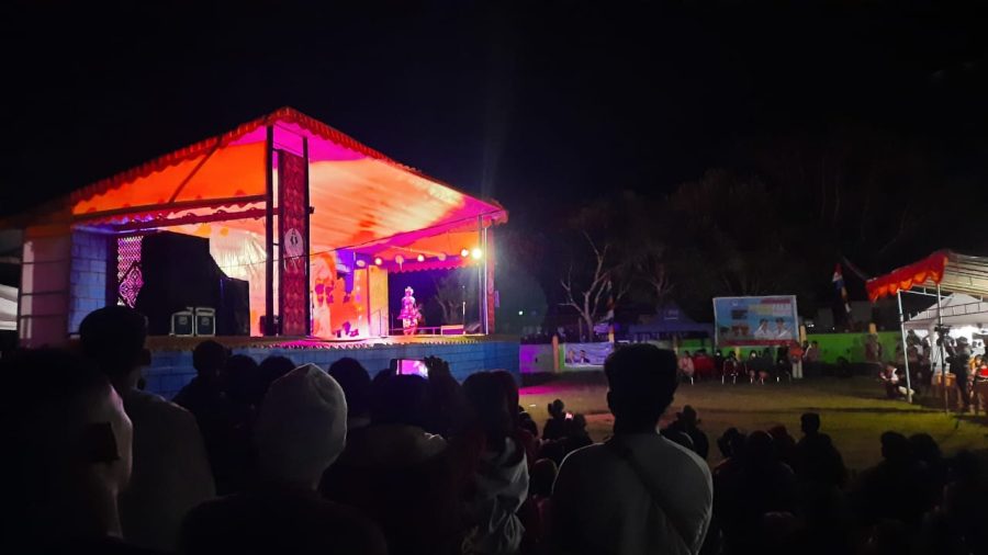 Bhabinkamtibmas Melakukan Pengamanan Pesta Adat Rambu Solo