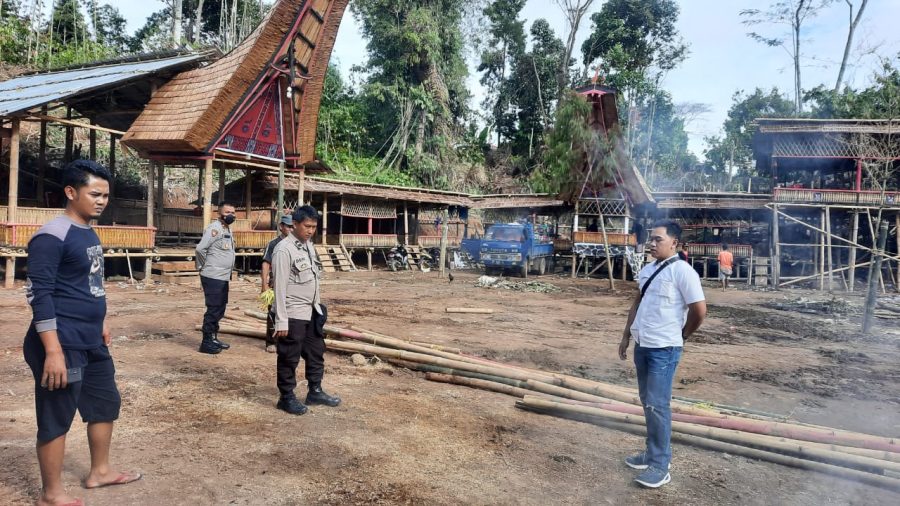 Sinergitas TNI – POLRI Pengamanan Pos Penanganan Wabah PMK