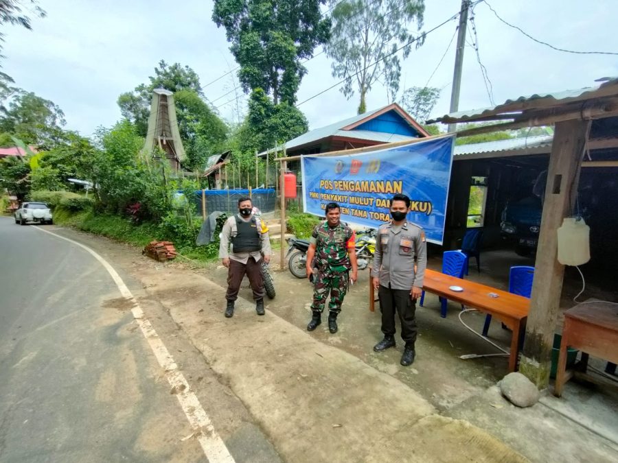 Sambut HUT Ershi Ke 21 Thn Bhabinkamtibmas membagikan Bansos Kepada Warga Binaan