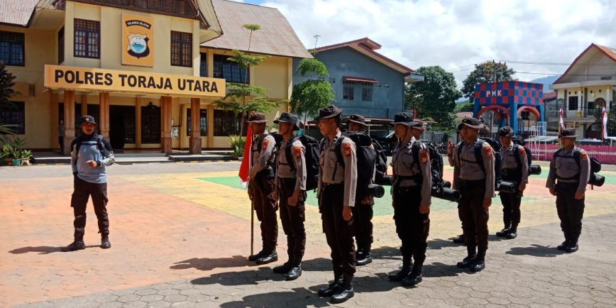 Polres Torut Gelar Apel Pembukaan Tradisi Pembaretan Baja Angkatan XLVI