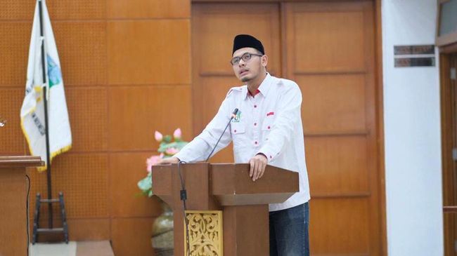 Bhabinkamtibmas Polsek Makale Pengamanan pada acara Penyelenggaraan Rambu Tuka’