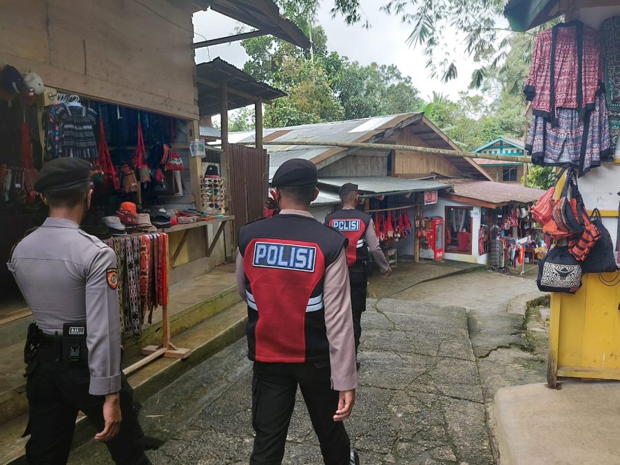 Sat Samapta Polres Torut Gelar Patroli Rutin Sambangi Objek Wisata