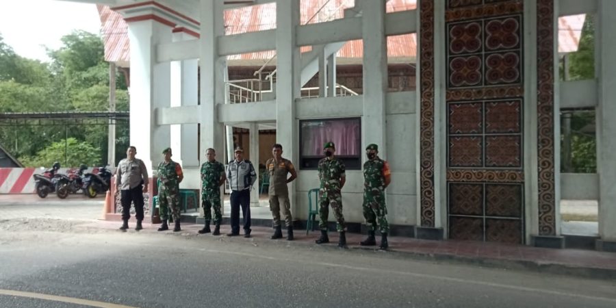 Polsek Makale pengamanan pada pesta adat Rambu Tuka di kelurahan lion Tondok Iring