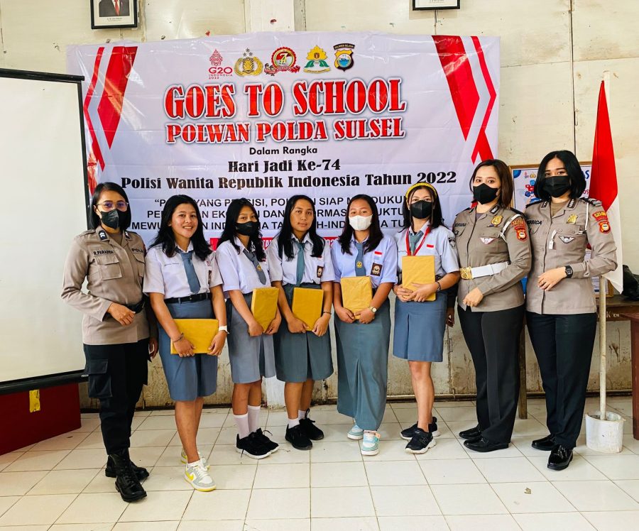 Sambut HUT ke-74 Polwan, Srikandi Polres Toraja Utara Gelar “Police Goes To School”