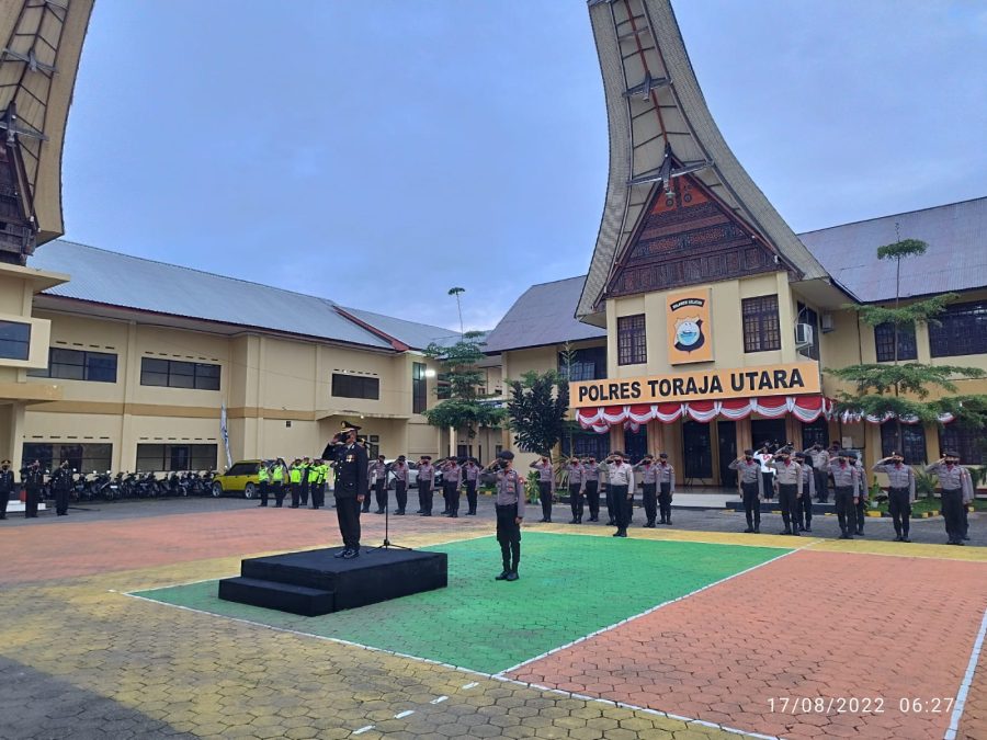 Wakapolres Torut Pimpin Upacara Bendera Hari Kemerdekaan RI Ke-77