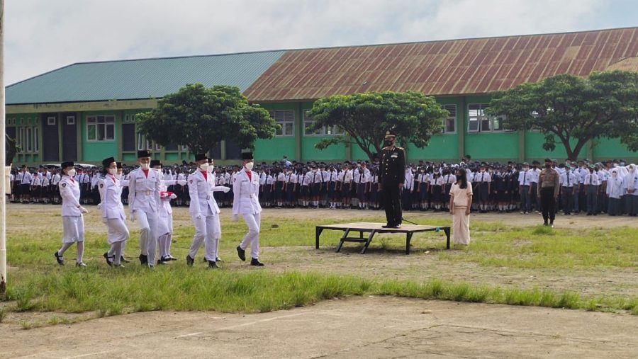 Personil Polsek Sangalla Pengamanan Perayaan Hari kemerdekaan KE-77 RI