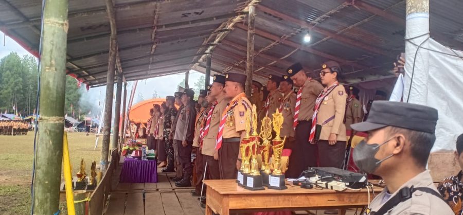Pesta Rakyat, Bhabinkamtibmas menjadi Juri Memeriahkan HUT KEMERDEKAAN RI