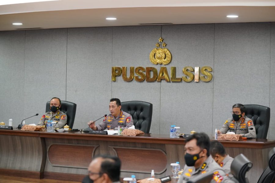 Personil Polsek Mengkendek Pengamanan Waega ODGJ
