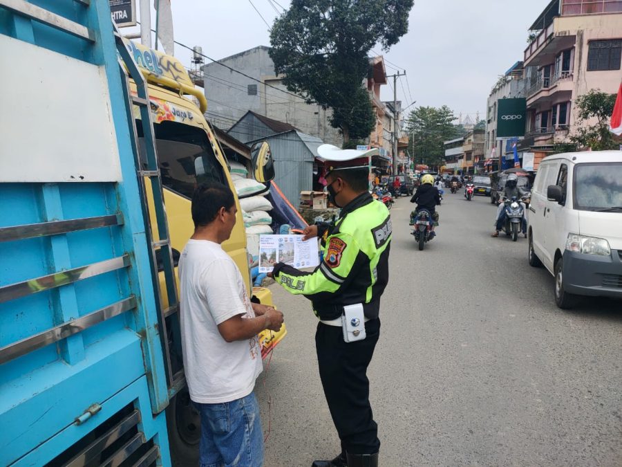 Personil Polsek Mengkendek Pengamanan Waega ODGJ