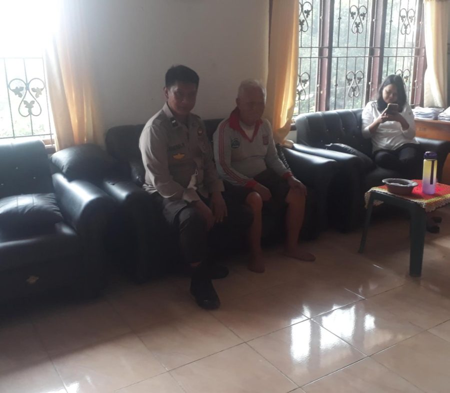 Antisipasi Gangguan Kamtibmas, Personil Polsek Mengkendek Lakukan Patroli Blue Light