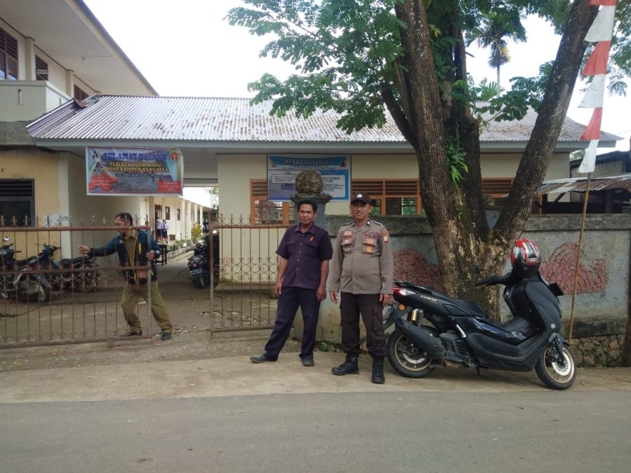 Jaga Perbatasan, TNI – POLRI Pengamanan Pos Penanganan Wabah PMK