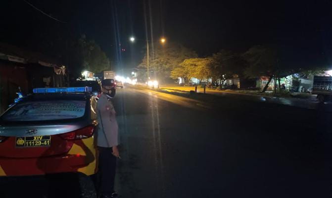 Menjaga Kamtibmas Polsek Mandalle Laksanakan Patroli Malam Hari