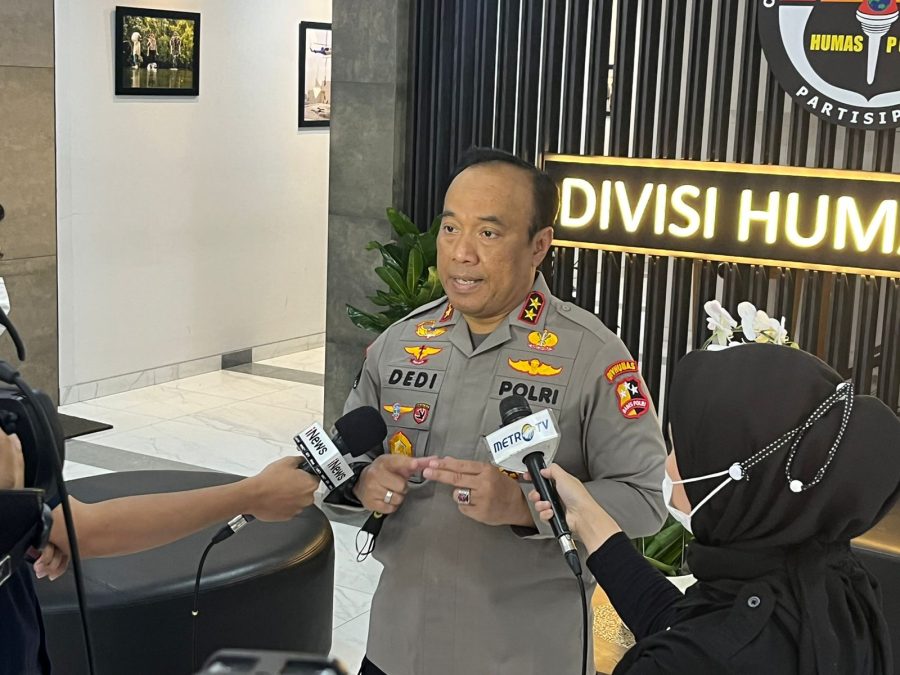 Bhabinkamtibmas menghadiri acara Pelantikan pengurus ICMI ORDA Tana Toraja