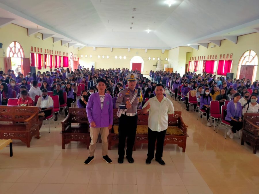 Apel Pagi Jam Pimpinan, Waka Polres Tana Toraja Kompol Yulius Losong Palayukan, SH teruskan amanat Kapolres Tana Toraja