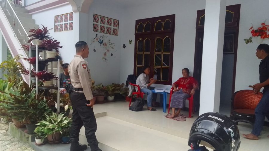 Polres Tana Toraja Dan TNI Gabungan Melakukan TMMD Pengerjaan Rabat Beton
