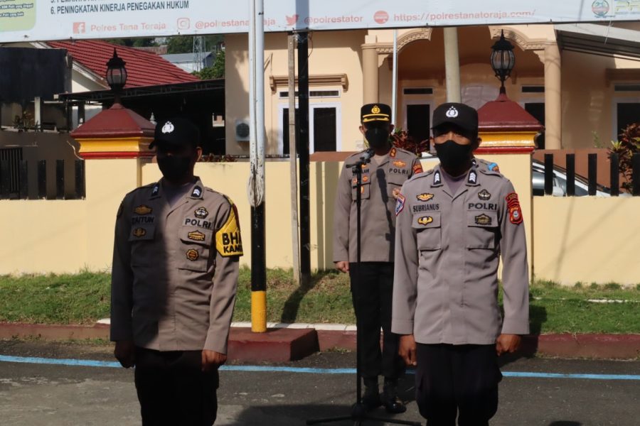 Penggerebekan Judi Sabung Ayam Oleh Personil Polsek Makale