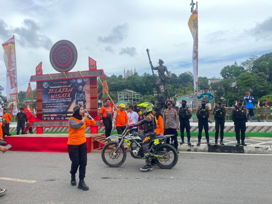 Bhabinkamtibmas Kawal Upacara Memperingati Hari Sumpah Pemuda