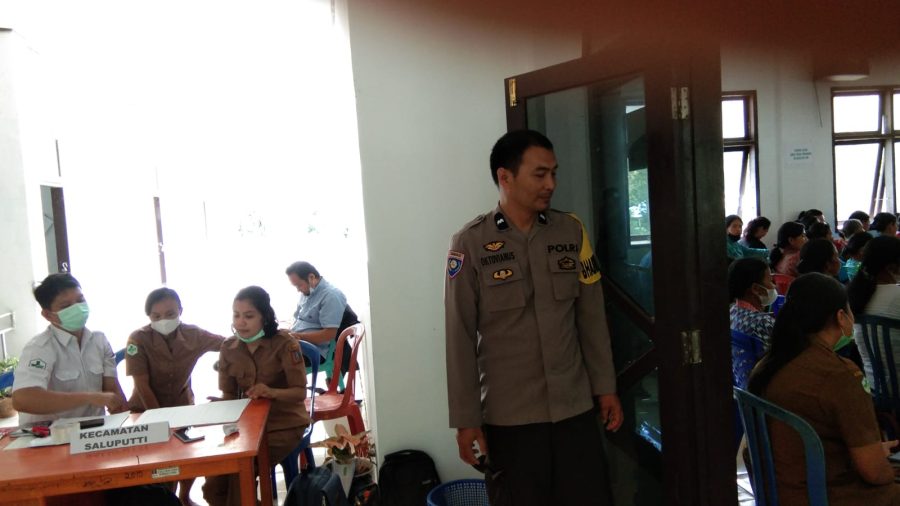 Jadi Pembina Upacara di Sekolah, Ini yang Disampaikan Kapolsek Sangalla