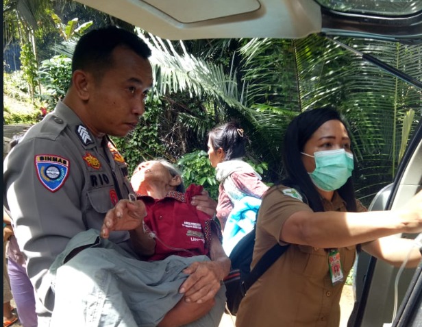 Jadi Pembina Upacara di Sekolah, Ini yang Disampaikan Kapolsek Sangalla