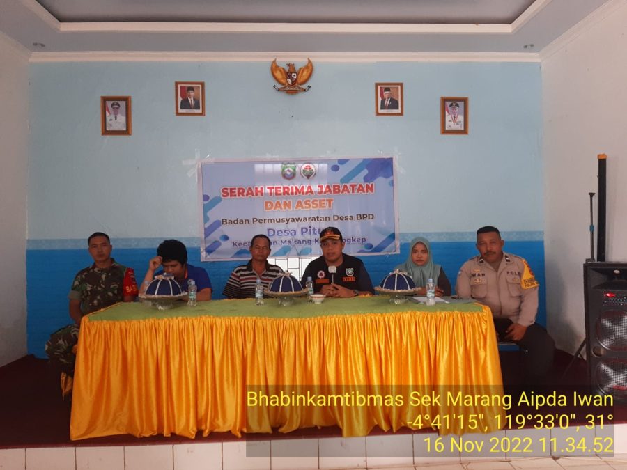 Giat Balla Ewako, Bhabinkamtibmas Desa Pitue Polsek Ma’rang  Polres Pangkep Mengikuti Kegiatan Serah Terima Jabatan dan Asset BPD di Kantor Desa Pitue