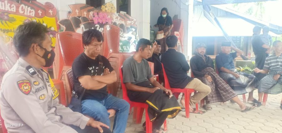 Sinergitas Bhabinkamtibmas bersama Babinsa dan Kepala Lembang (tiga pilar)