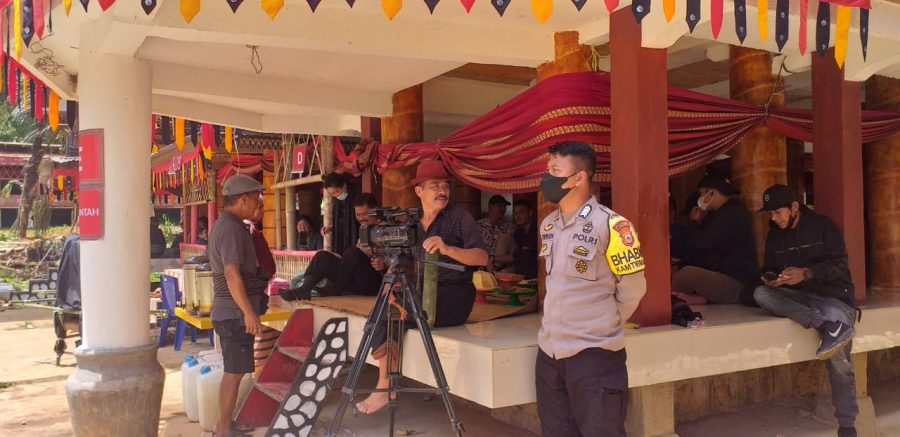 Sinergitas Bhabinkamtibmas bersama Babinsa dan Kepala Lembang (tiga pilar)