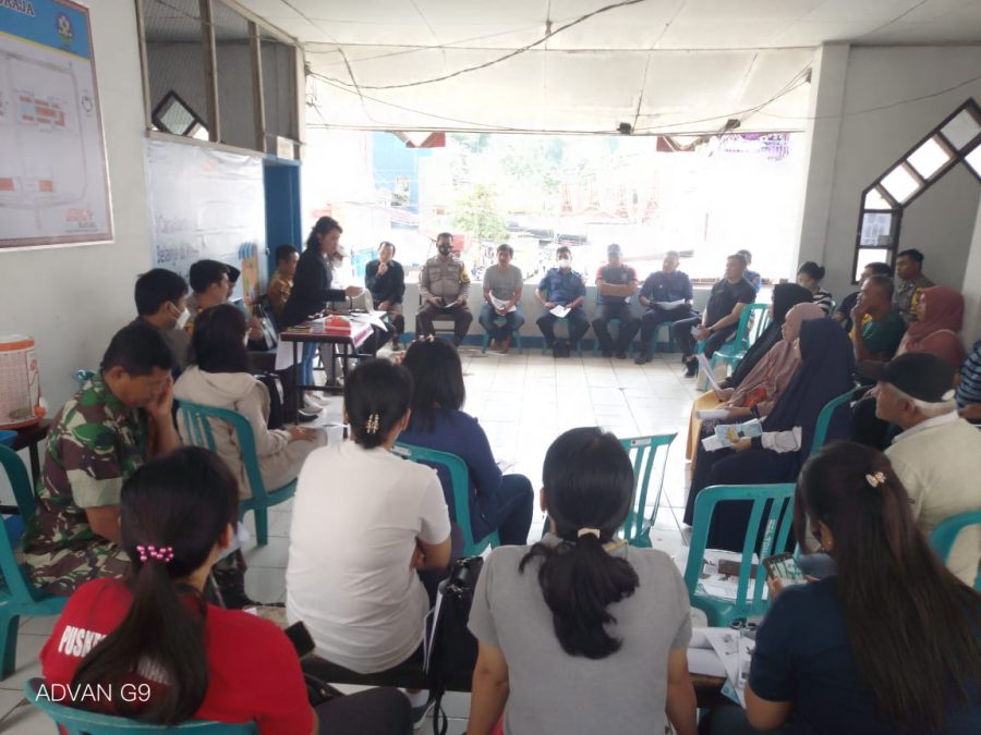 Sinergitas Bhabinkamtibmas bersama Babinsa dan Kepala Lembang (tiga pilar)