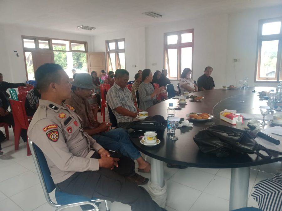 Sinergitas Bhabinkamtibmas bersama Babinsa dan Kepala Lembang (tiga pilar)