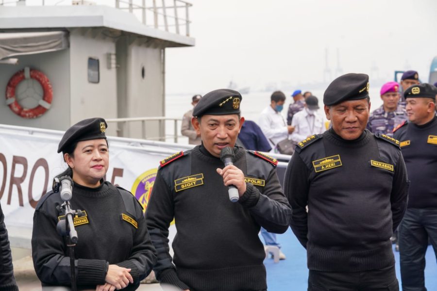 Disematkan Brevet Hiu Kencana TNI AL, Kapolri: Kekuatan Sinergitas Jaga Kedaulatan Bangsa Indonesia