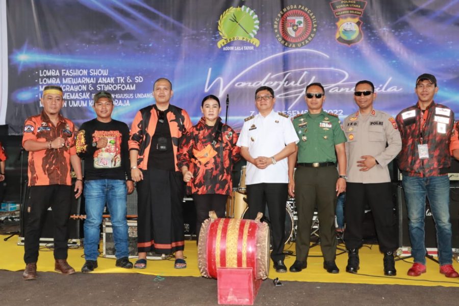 Kapolres Toraja Utara Hadiri serta Ikut Meriahkan Pembukaan Pameran UMKM dan Festival Musik Se-Sulawesi Selatan