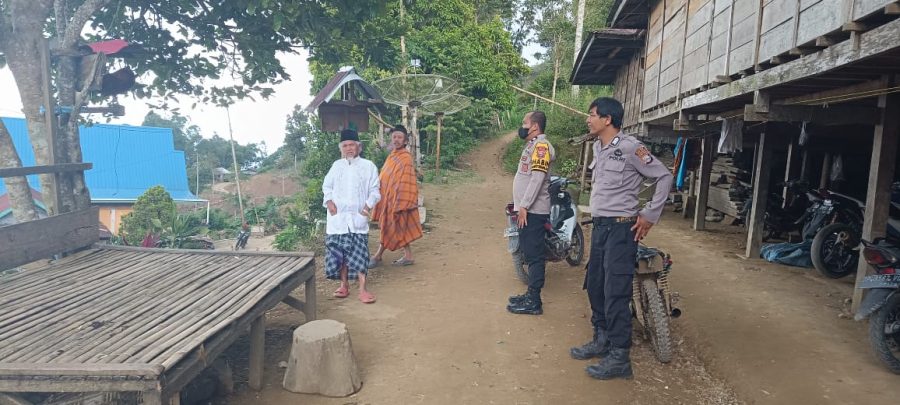 Bhabinkamtibmas polsek Bonggkaradeng Sambang di Wilayah binaan kecamatan RANO