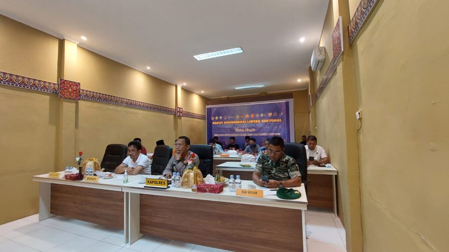 Bersama Instansi Terkait, Kapolres Toraja Utara Ikuti Rakor Lintas Sektoral Bidang Operasional Tahun 2022 Melalui Vidcon
