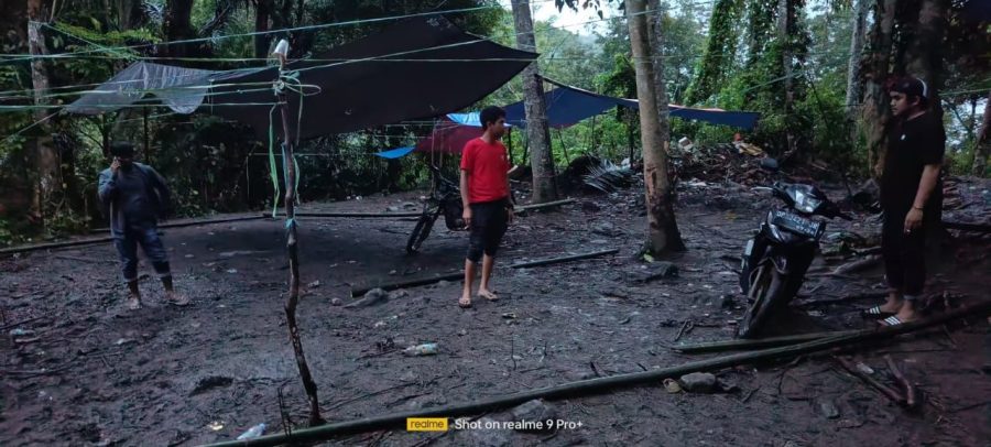 Bhabinkamtibmas Kawal Ibadah Perayaan Natal Jemaat di Gereja Toraja Moria Matana