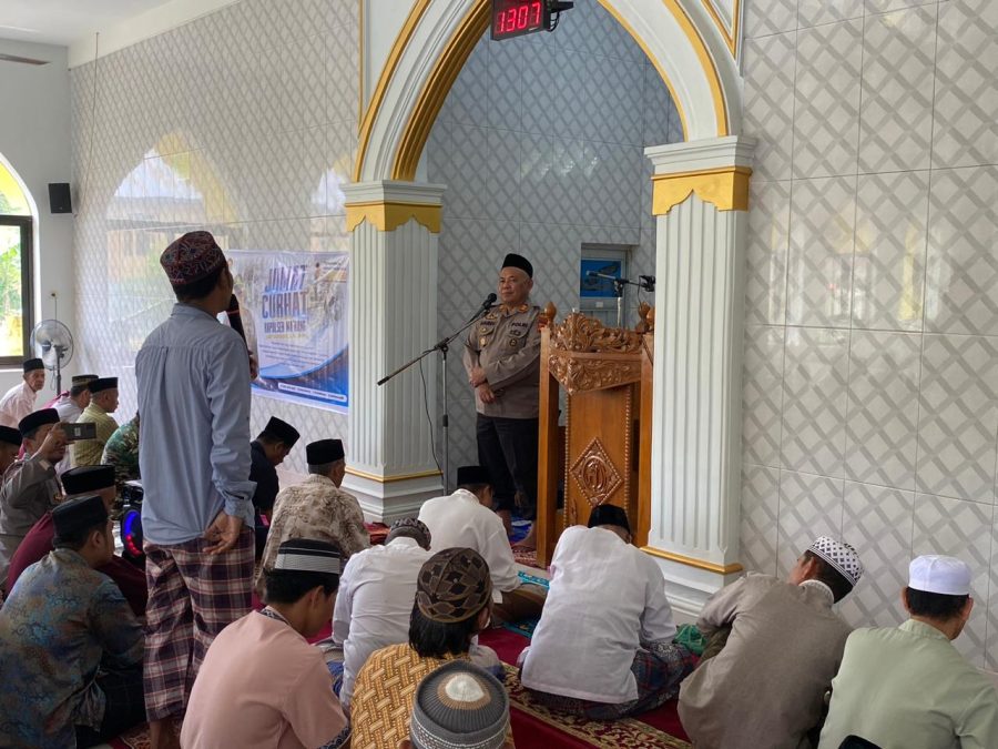 Jum’at Curhat, Kapolsek Ma’rang Pangkep Dengar Keluh Kesah Masyarakat Kecamatan Ma’rang