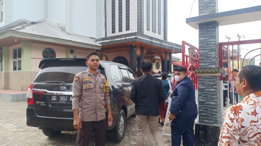 Personil Polsek Sangalla Pengawalan Acara Pernikahan Warga Binaan