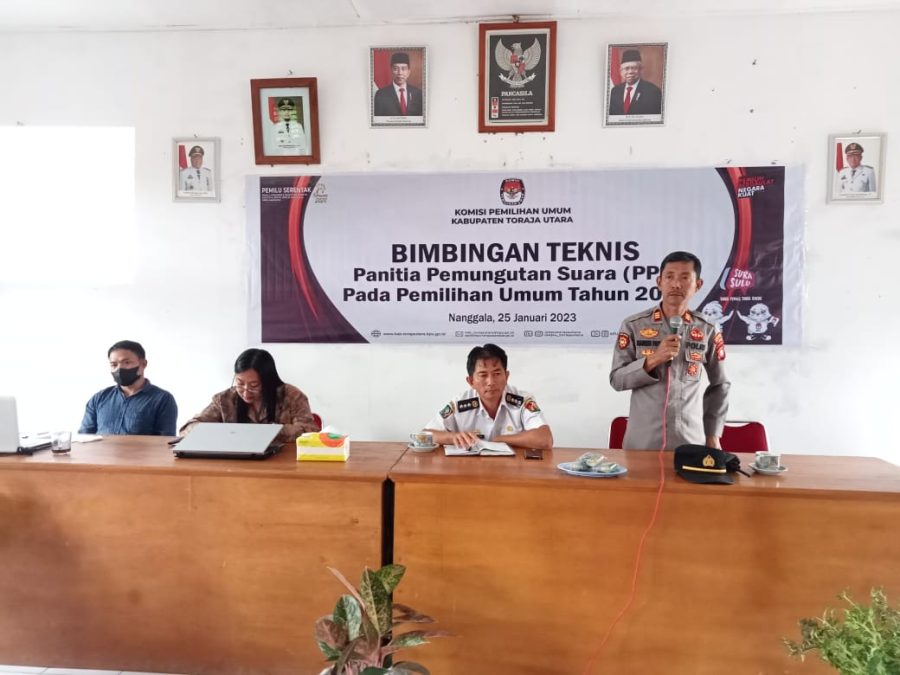 Kapolsek Tondon Nanggala Hadiri Kegiatan Pembukaan Bimbingan Teknis  Anggota PPS di Kecamatan Nanggala