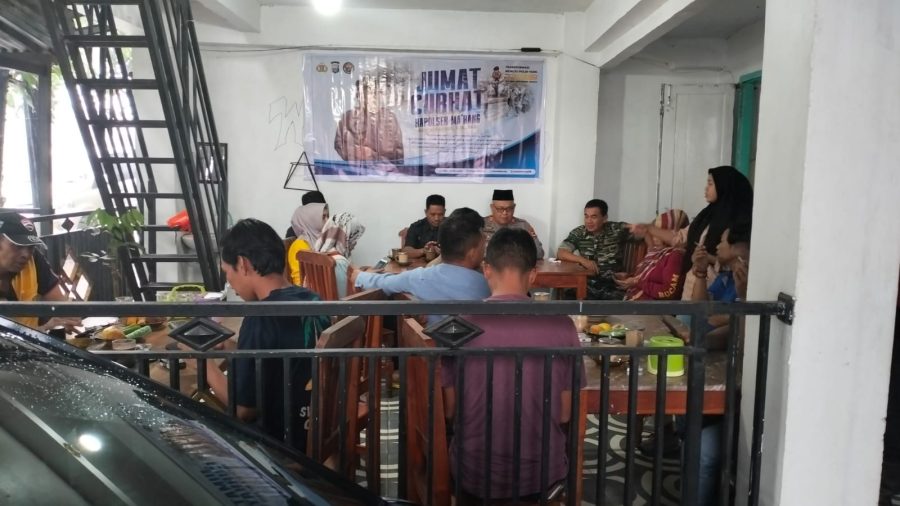Jumat Curhat, Kapolsek Ma’rang Pangkep Dengar Langsung Keluhan Warga