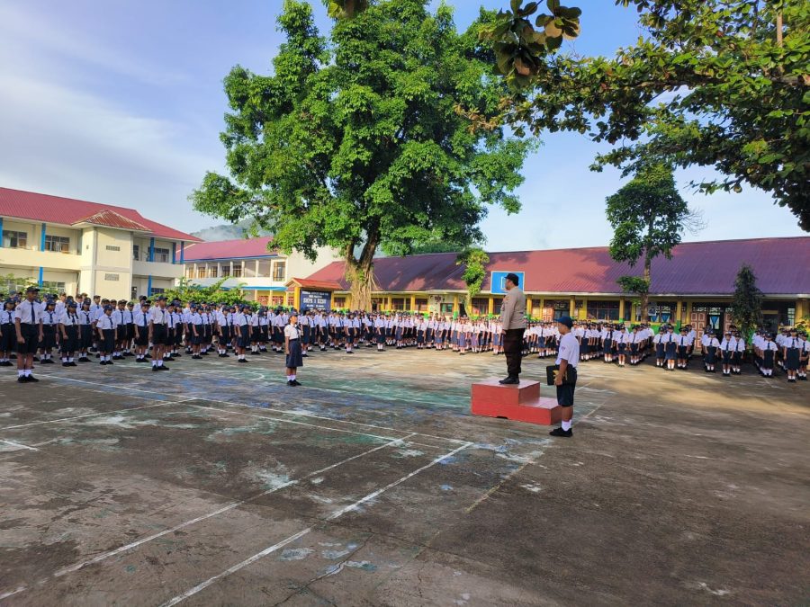 Police Goes to School, Cara Polsek Sanggalangi’ Cegah Kenakalan Remaja