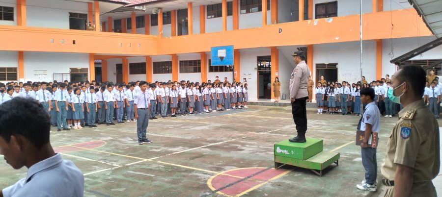 Kapolsek Sesean Gelar Police Goes To School Sosialisasikan Ops Keselamatan Pallawa 2023