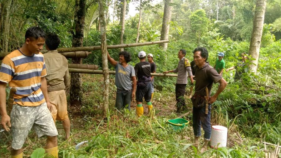 Kapolsek Mengkendek Menghadiri Kegiatan Penerimaan Anggota Baru Pemuda Pancasila