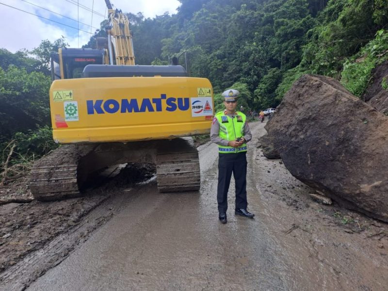 Usai Longsor di Mallawa, Polres Maros Masih Terapkan Sistem Buka-Tutup Jalan