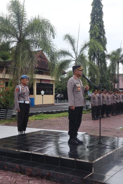 Apel Pagi Jam Pimpinan, Kapolres Pinrang Ucapkan Apresiasi Kinerja Personil