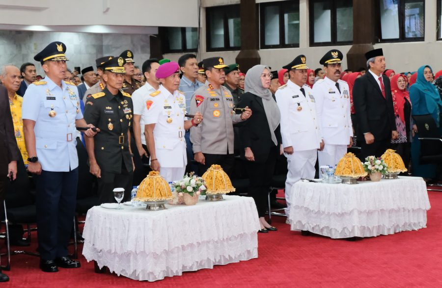 Kapolda Sulsel Hadiri Pengambilan Sumpah Jabatan dan Pelantikan Penjabat Bupati Pinrang