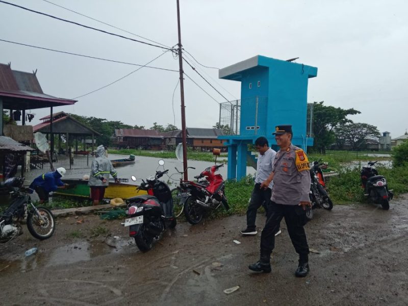 Pengawasan Khusus Kapolsek Panca Lautang Terhadap Debit Air di Kel. Wette’e Sidrap