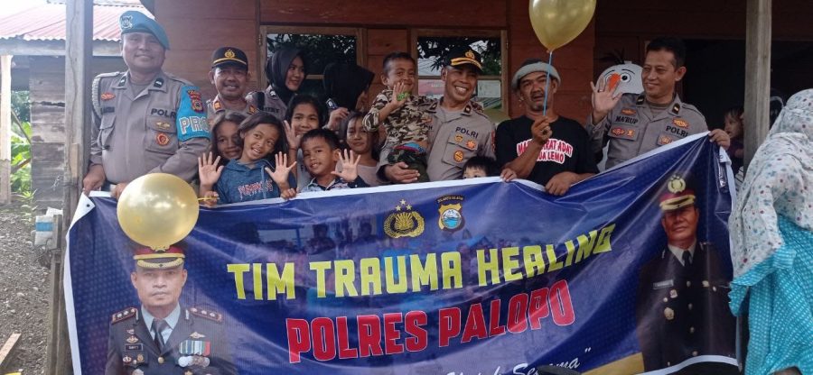 Polres Palopo kembali lakukan trauma healing kepada korban banjir di kecamatan Bajo Barat