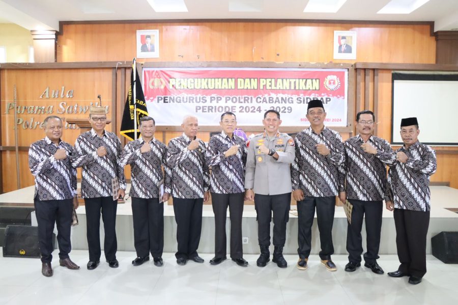 Didampingi Ketua PP Polri Daerah Sulsel, AKBP Erwin Syah Kukuhkan Pengurus Purnawirawan Polri Cabang Sidrap