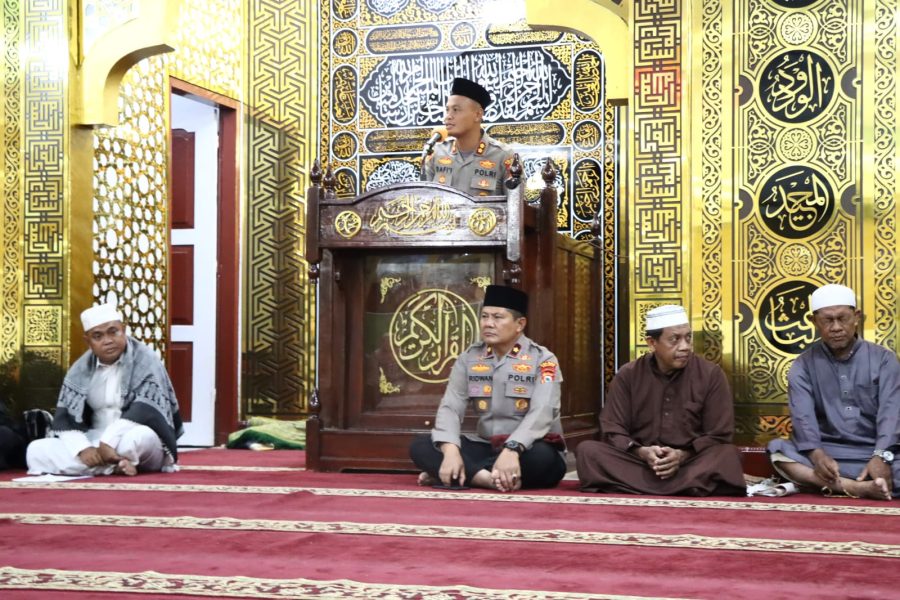 Polres Palopo melaksanakan Doa dan Dzikir bersama di Mesjid Hidayatul Ikhlas